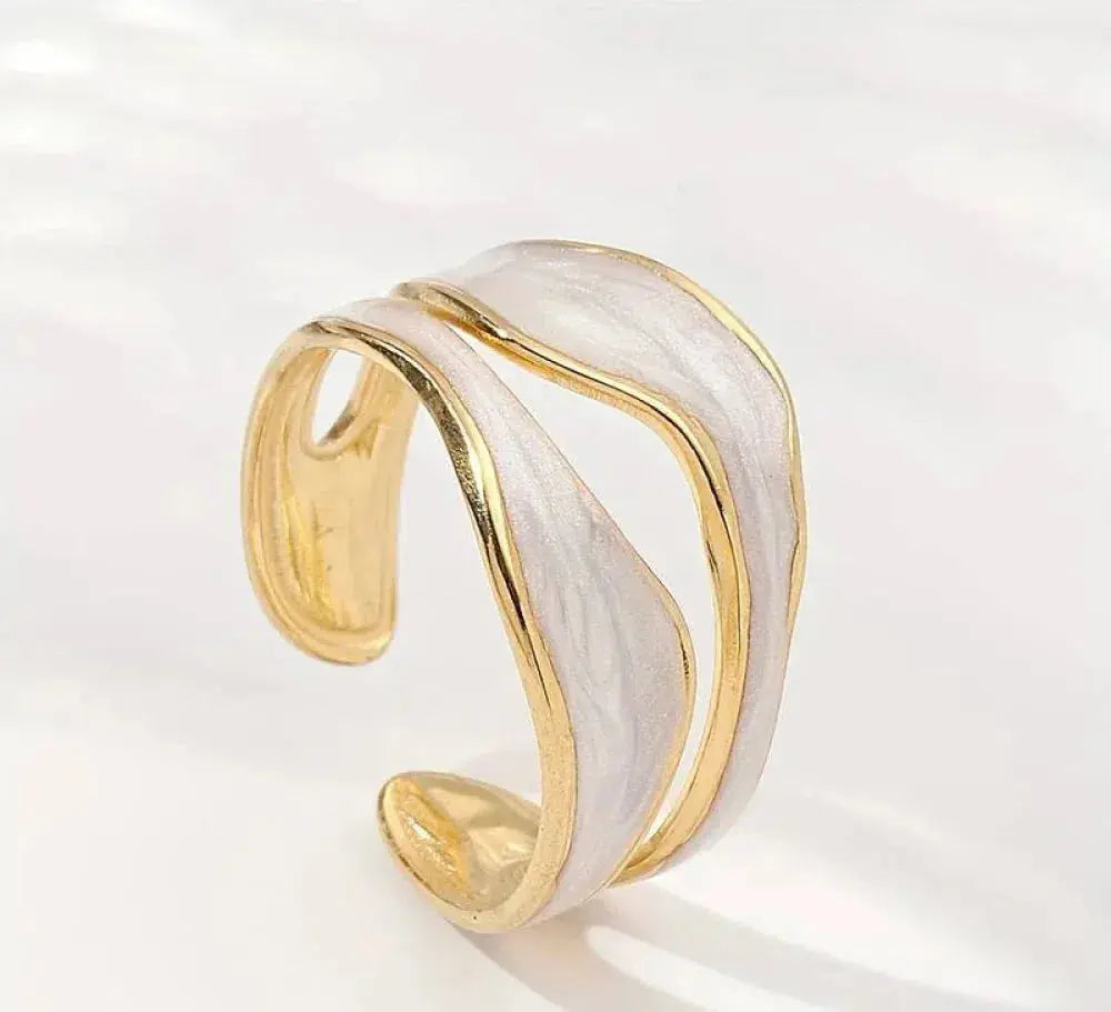 Anel Antigo de Ouro Branco Olívia Boutique Joias